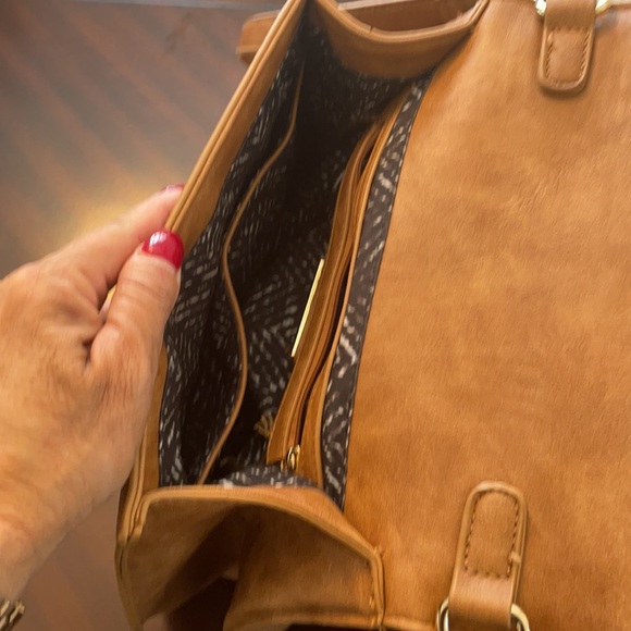 VICIDOLLS purse never used very good condition . - Picture 3 of 4